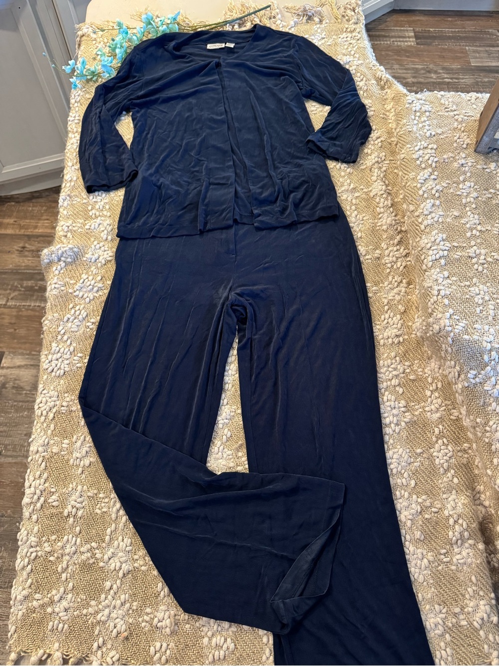 Chico's Travelers 2-Piece Set: Wide-Leg Pants (Size 2.5), Cardigan (Size 2)